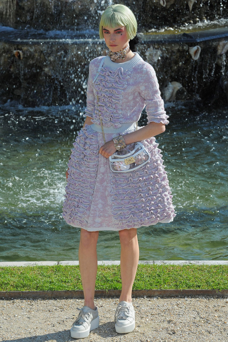 The Well-Appointed Catwalk: Chanel Cruise 2013