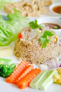 small food business ;"><img src="http://smallbudgetbusiness.blogspot.com/images/small+food+business.jpg" alt="how to start a food business,food,picnic" width="211" height="320" /></div>