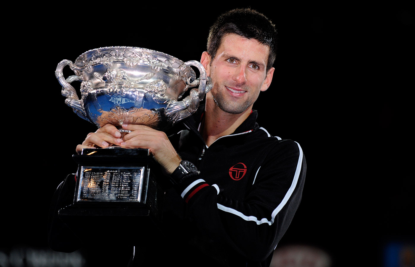 Novak-Djokovic-Australian-Open-2012-Champion.jpg