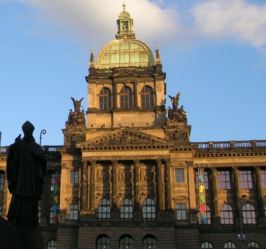 locali dove incontrare donne single