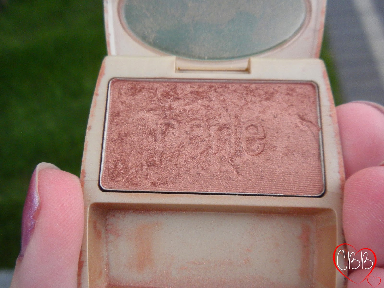 Sammi the Beauty Buff Beauty Profile (Tag)