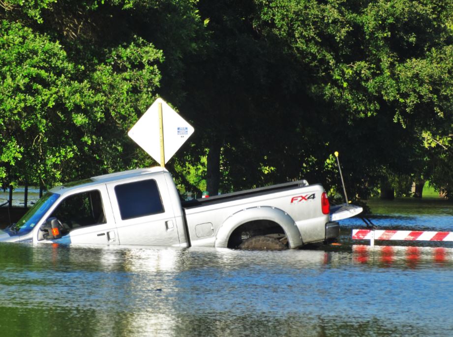 HTownWest Photo Blog Bear Creek Pioneers Park under water (May 31