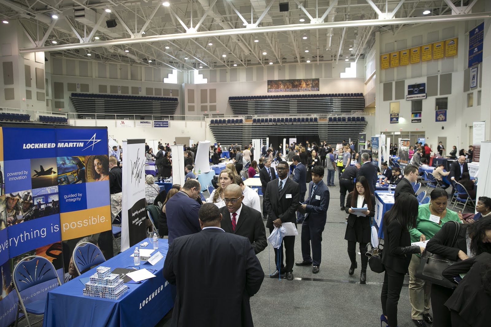 Hofstra Career Design & Development What is a Career Fair?