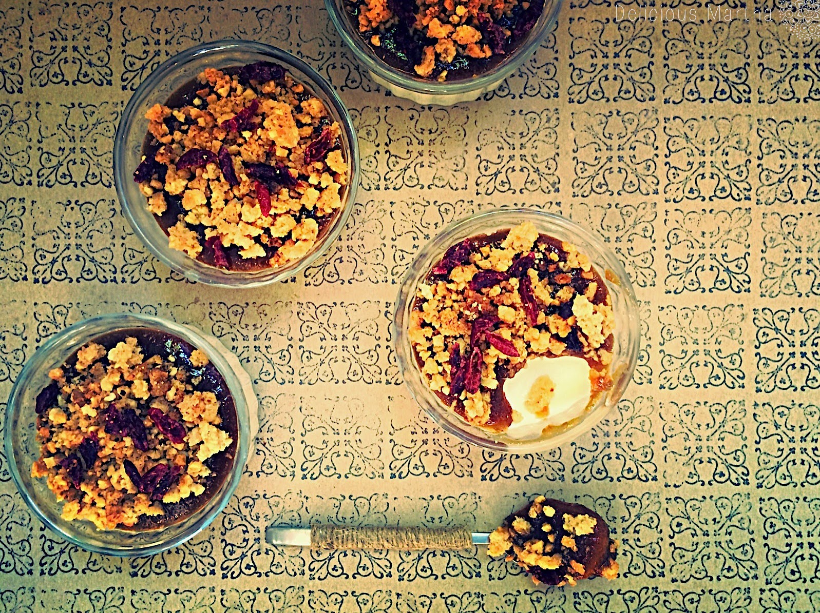 Panna Cotta con mermelada de café Can Bech y crumble