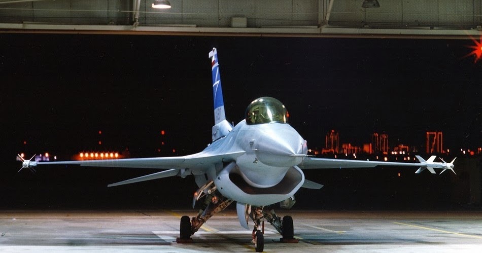 F 16 Fighting Falcon Fighter Jet With Diverterless Supersonic Inlet Dsi Global Military Review
