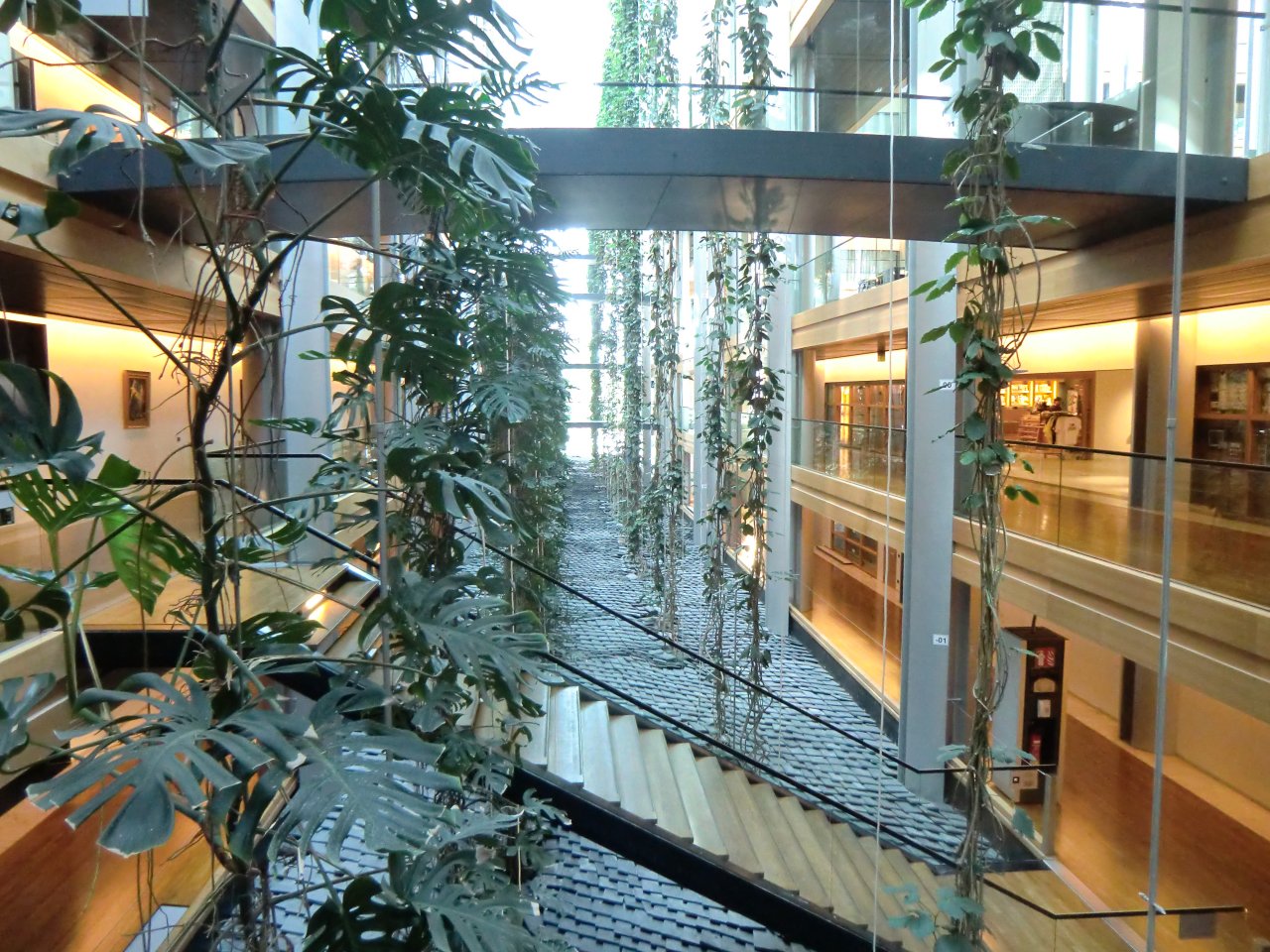 Gerrit Thomas Rietveld By Cassina Bruno Wickart Blog