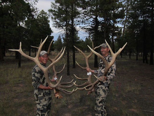 1+Elk+Hunting+in+Arizona+with+Colburn+and+Scott+Outfitters,+Darr+with+380+bull+on+left+and+Jay+with+354+Bull+on+rt.JPG