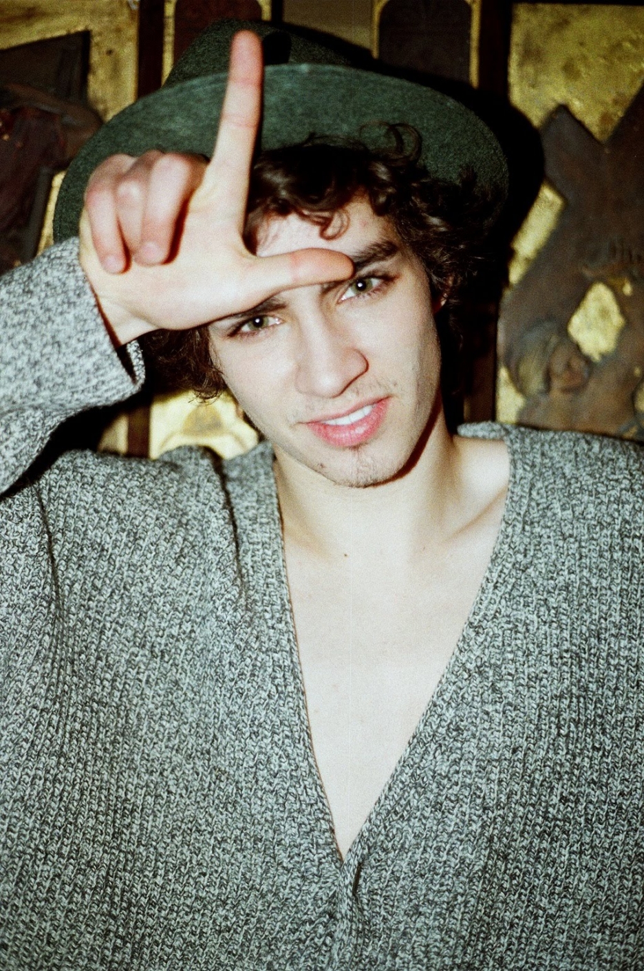 Gallery New Stars Robert Sheehan Wallpaper Actress