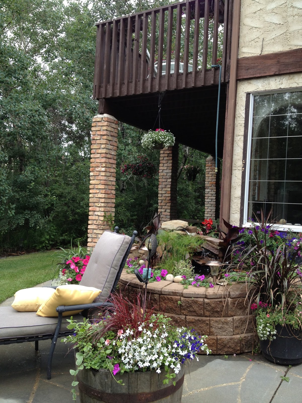 LIVING THE GARDENING LIFE: Young Meets Young in a Garden - Strathcona