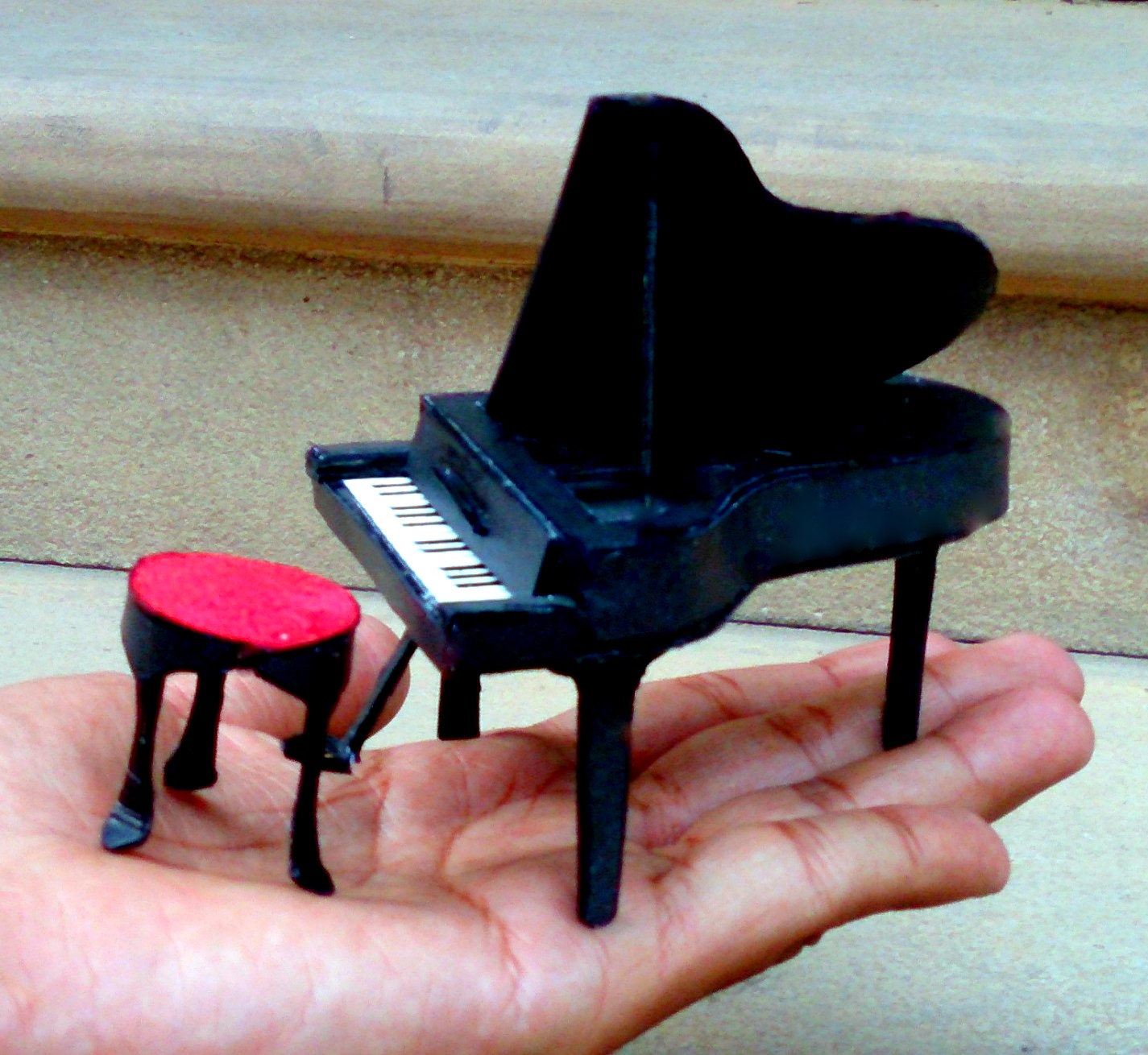 Arts & Crafts The paper piano