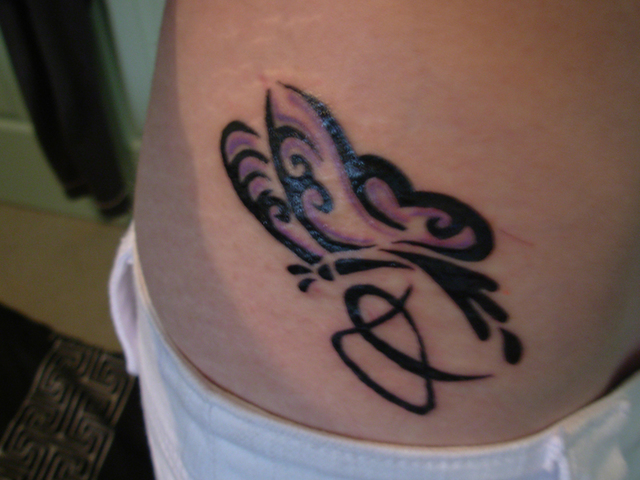 3 star tattoo on hip. girl hip tattoos. star tattoos