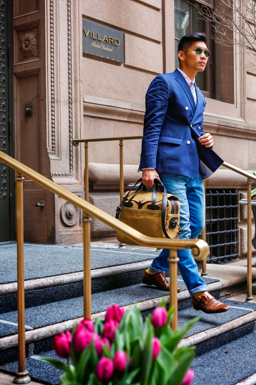 Risen - Levitate Style | Filson Briefcase, Easter Hillsong NYC, Uniqlo