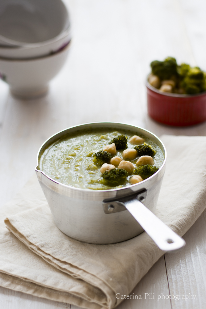 Vellutata di broccoli con ceci Vellutata di broccoli con ceci