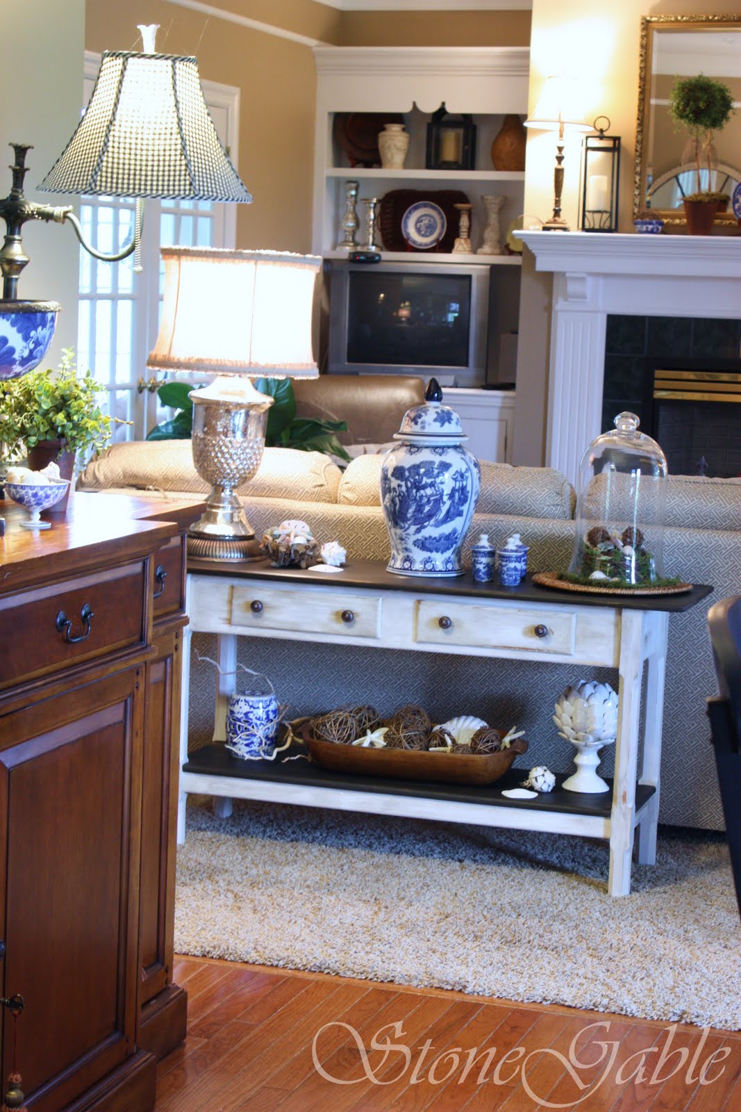 StoneGable Painted Sofa Table