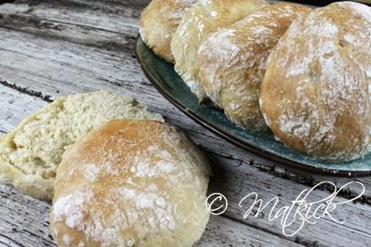 bröd med dinkelmjöl bröd med dinkelmjöl