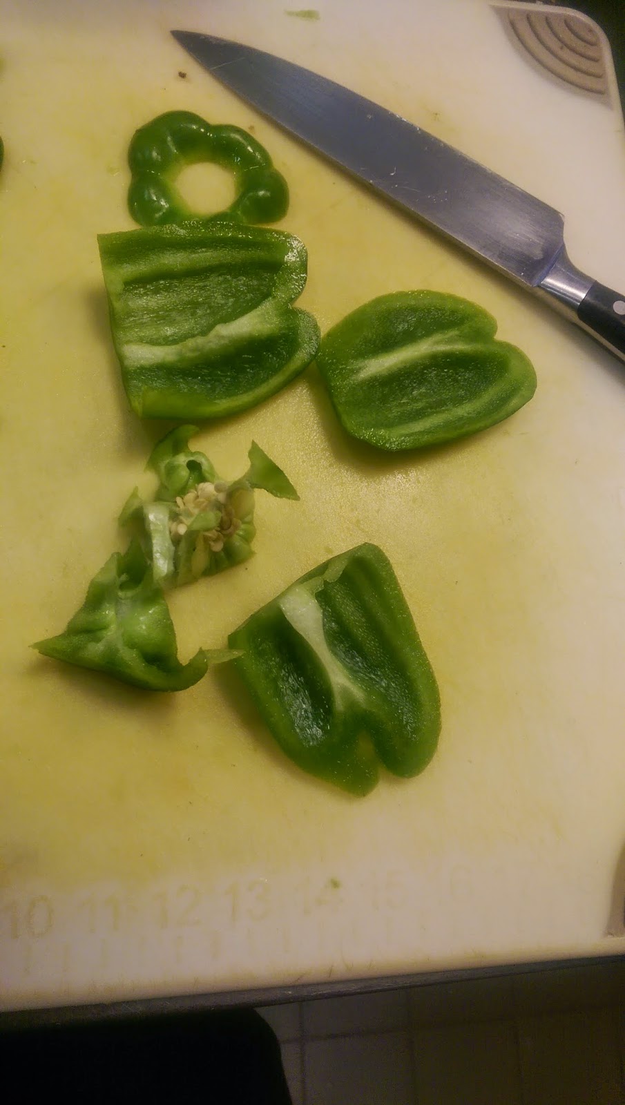 Where's My Gravy? Cutting Up Bell Peppers Updated