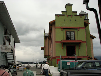 This odd-looking building is where the  MV Frances Barkley is loaded (2009-07-06)