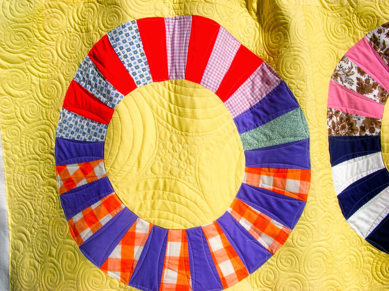 TIA CURTIS QUILTS Leia's Wagon Wheel quilt