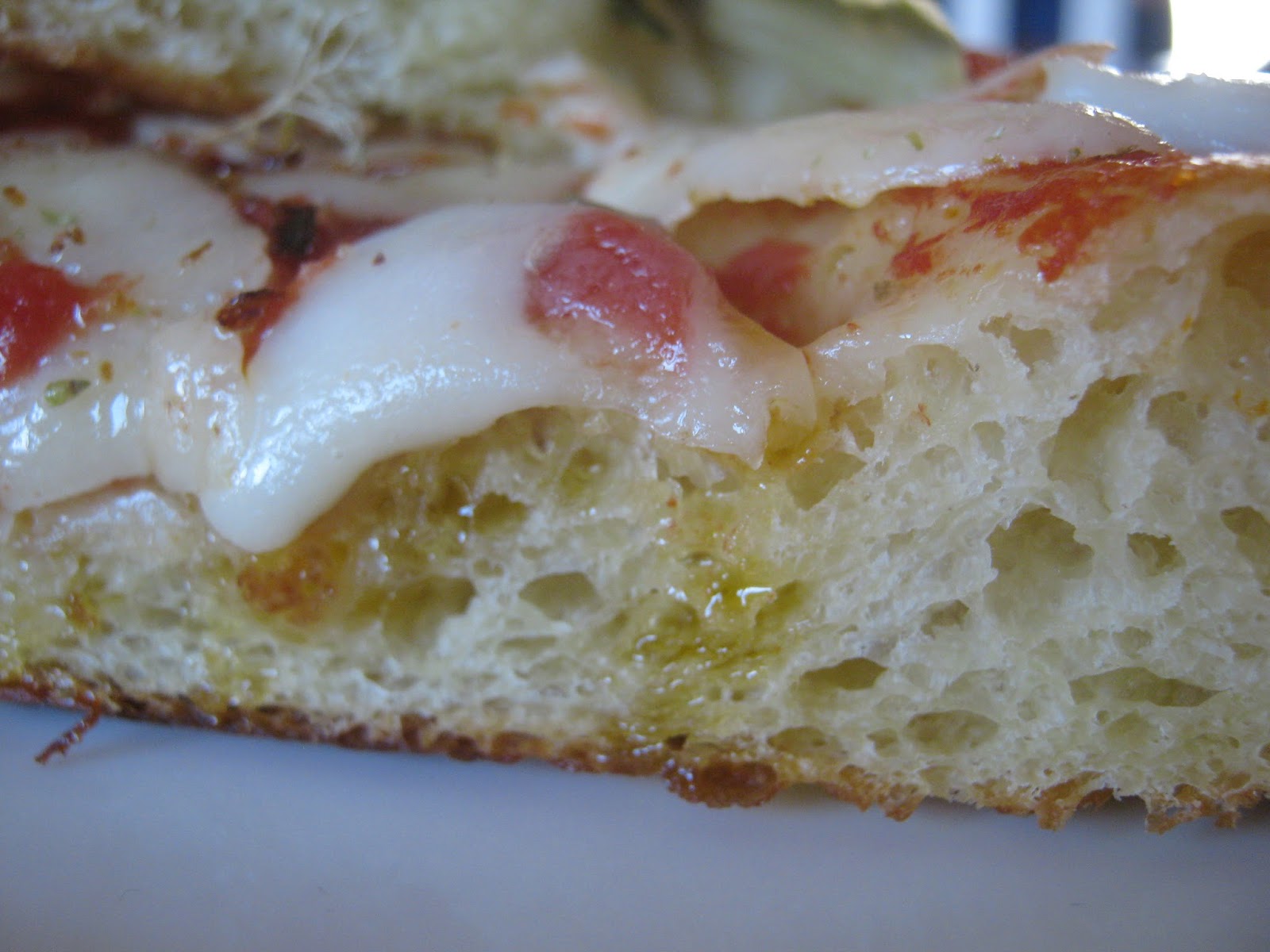 italian cooking Pizza con lievito madre a lentissima lievitazione