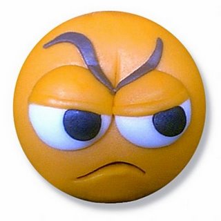 Expressao Sulk E Mal Humorada Da Cara Da Mulher No T Shirt Branco