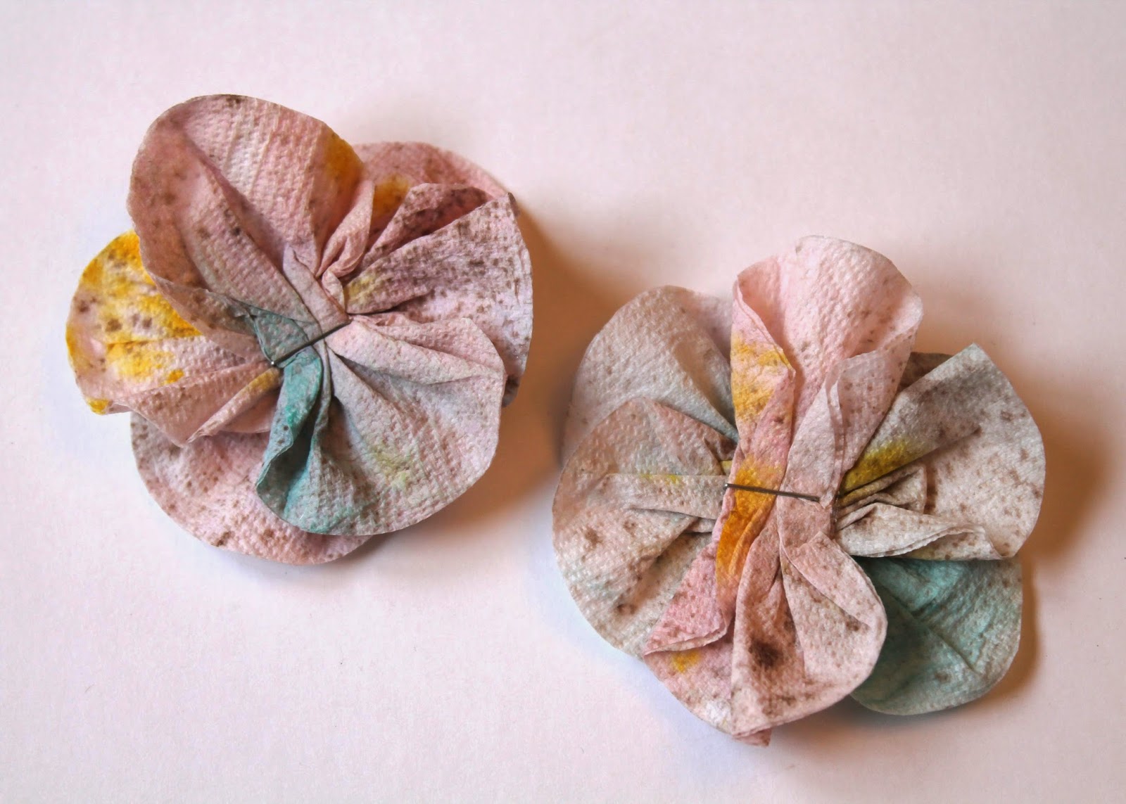 Scrappy Chick Designs Paper Towel Flower Tutorial