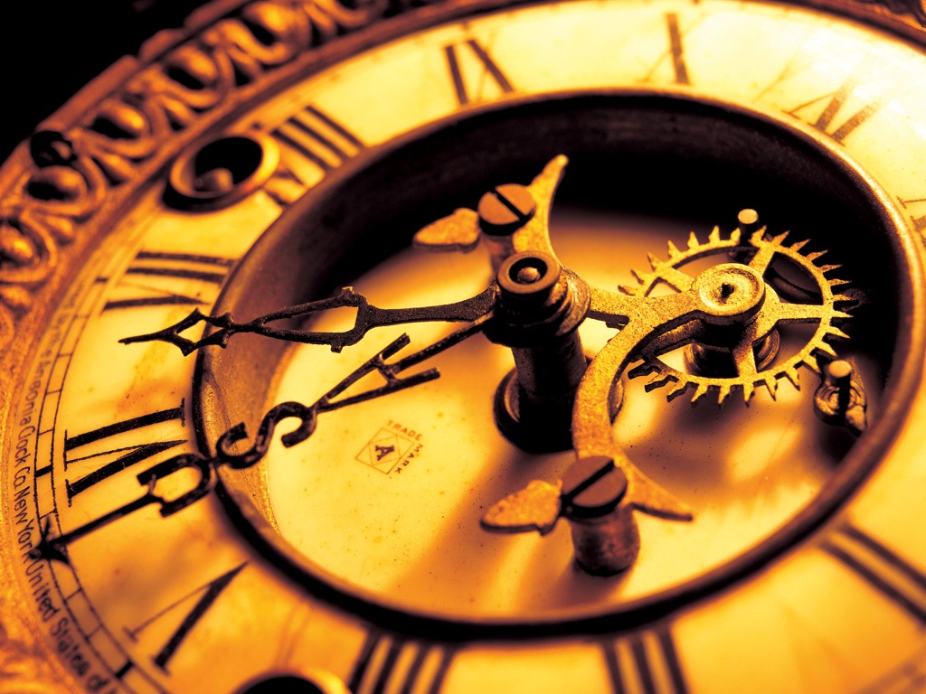 http://2.bp.blogspot.com/-m434fBQHsYY/Tbtf7XO9fZI/AAAAAAAAAPY/9Tnh6yWk2YY/s1600/Antique_mechanical_clock.jpg