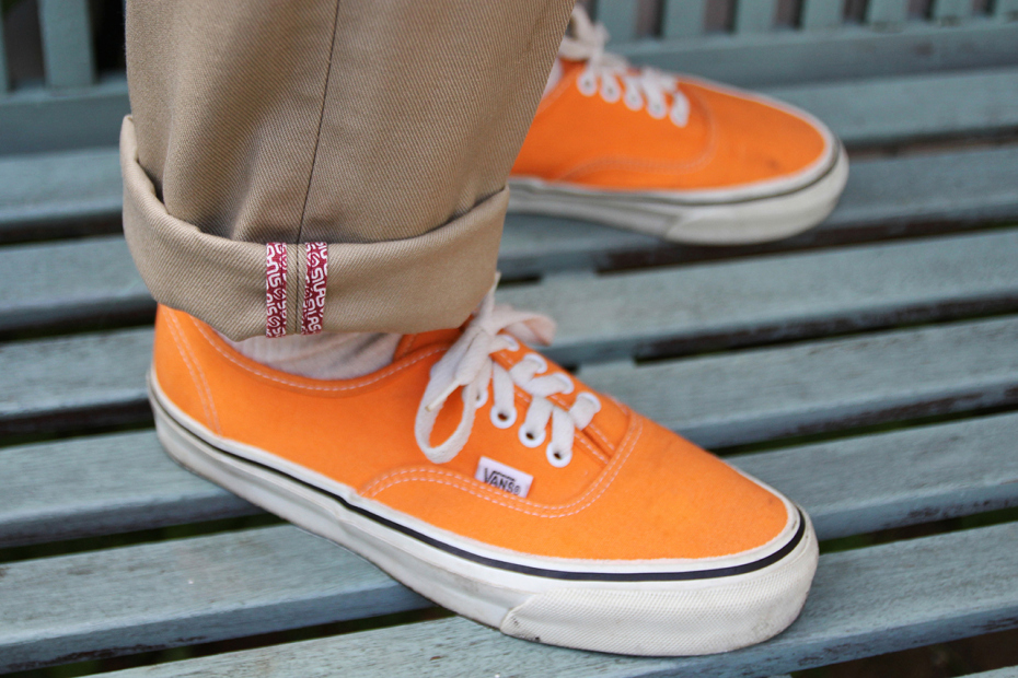 vans orange et bleu