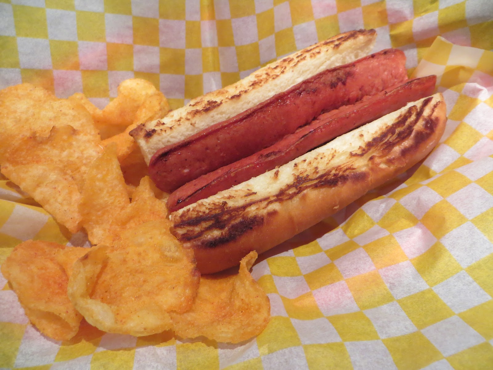 gastronomic nomad A New AllAmerican Eat Lobster Roll Hot Dog