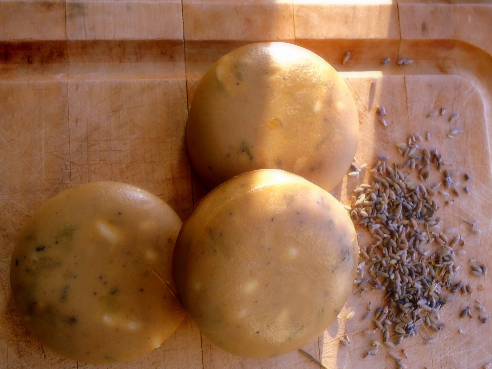 It's Not Weird to Have a Tub of Leftover Soap Scraps {Recyled Soap