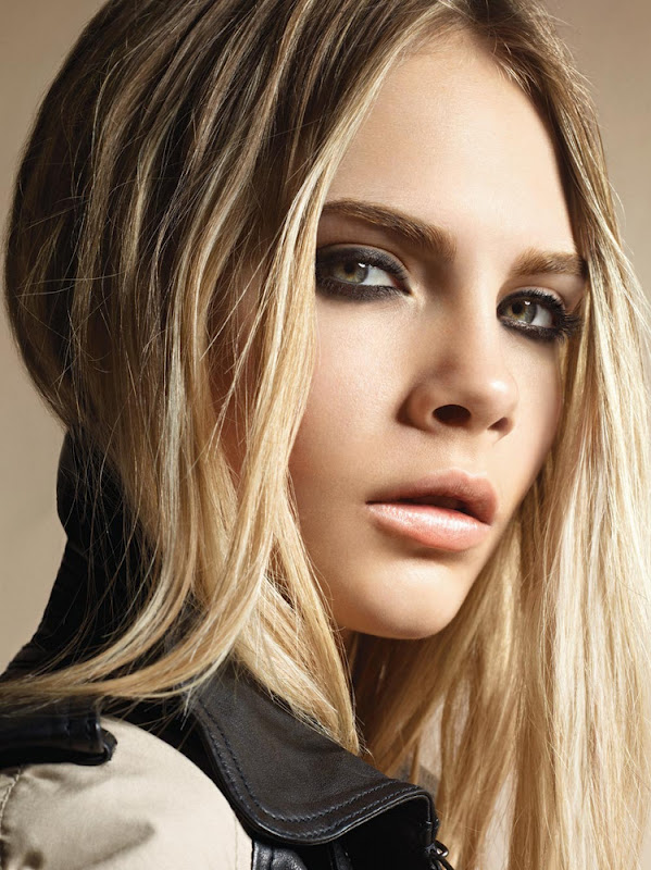 Burberry Cara Delevingne