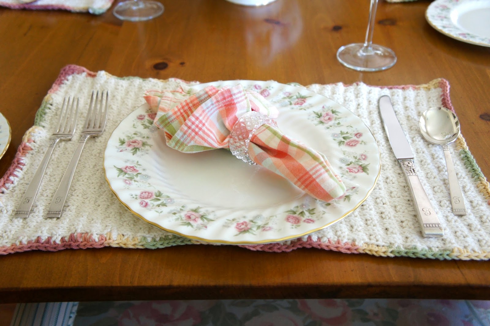 Thrickadee Knitted Placemats with Crocheted Border