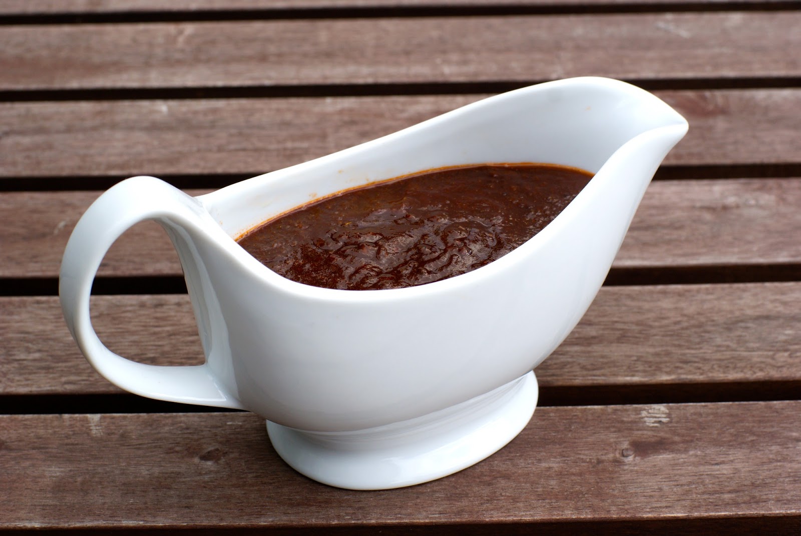 Hiidenuhman keittiössä Meksikolainen bbqkastike ja itse tehty