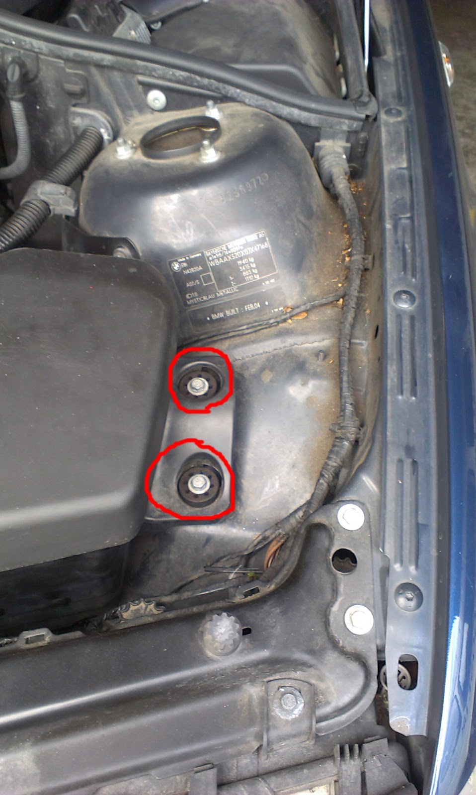 Me and my e46 BMW 3 series 318i e46 n42 Sump Gasket Replacement DIY