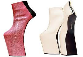 sapatos16 alt=