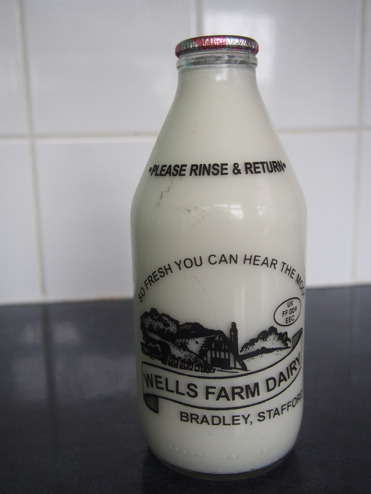 The Blog That Used to be Starcross Milk Bottles.. . . Yes, "Milk Bottles"!