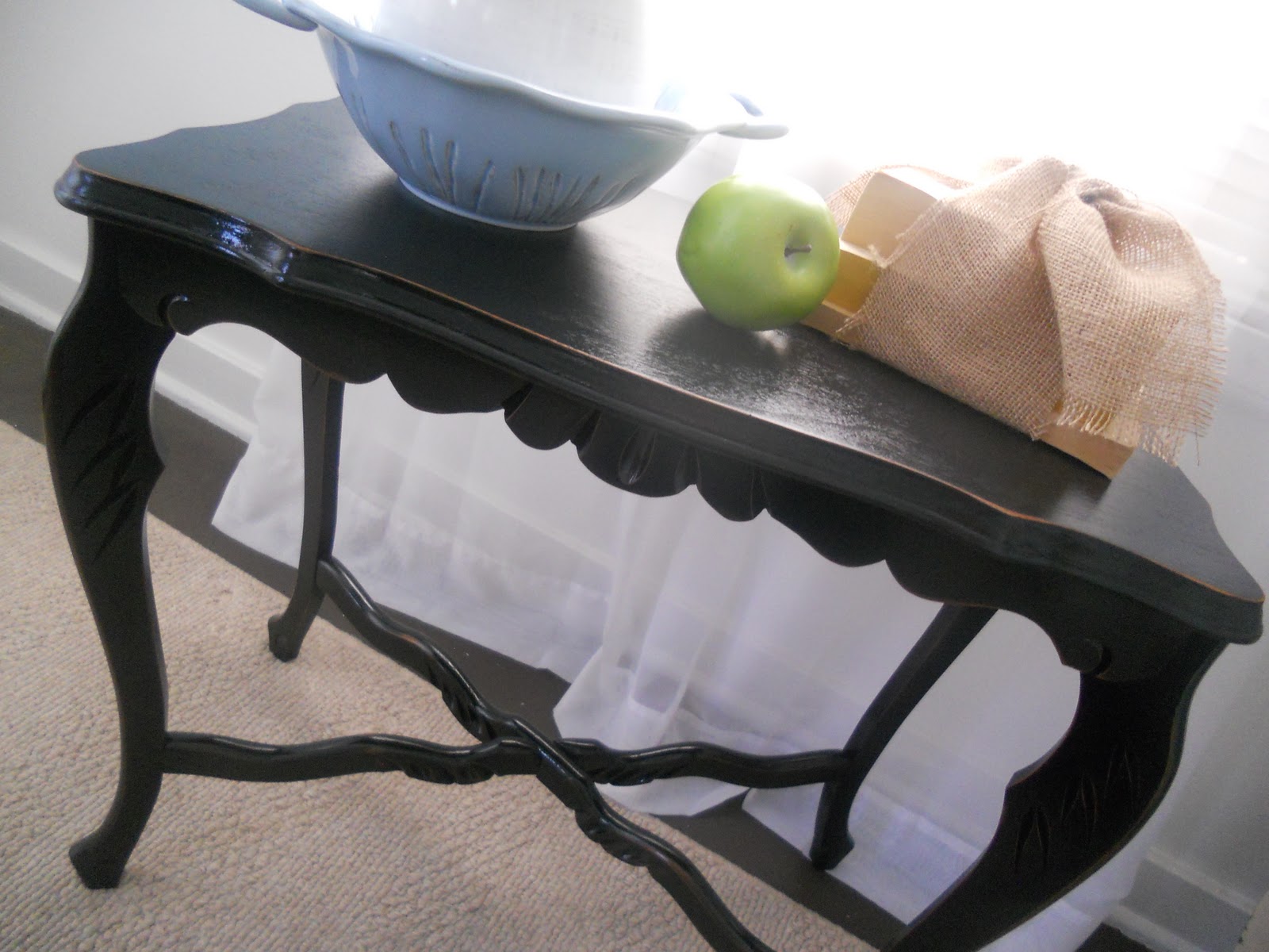 {createinspire} Side table redo