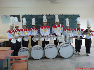 this is the best moment in my live,,,i have a chance to be a drumer...hahhahahaha!