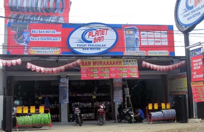 Foto Outlet Planet Ban