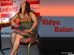 Vidya balan Saree Strips Goes Hot Photos Stills Pics