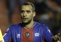 Juanfran - Levante -: "El R. Madrid no tiene humildad" Juanfran - Levante -: "El R. Madrid no tiene humildad"