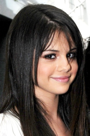 selena gomez hairstyles selena gomez hairstyles