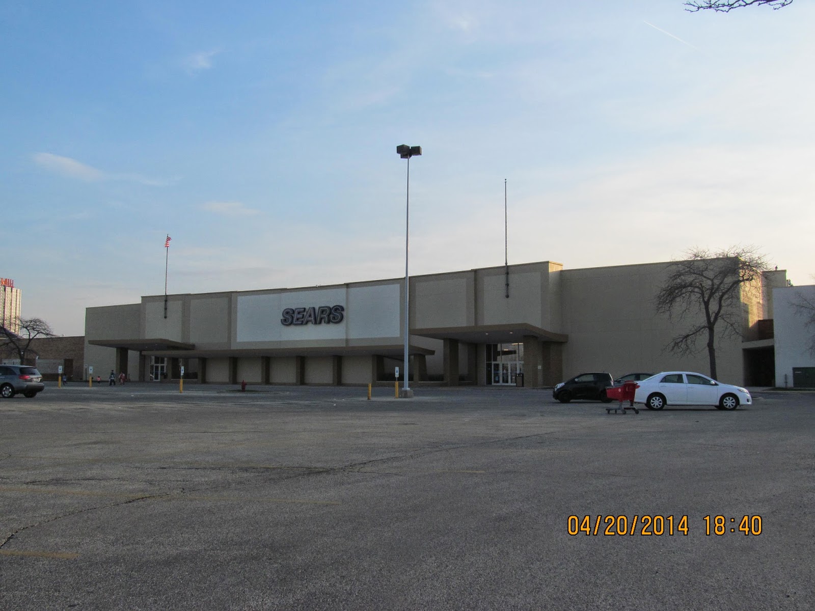 Trip to the Mall Golf Mill Mall ( Niles, IL)