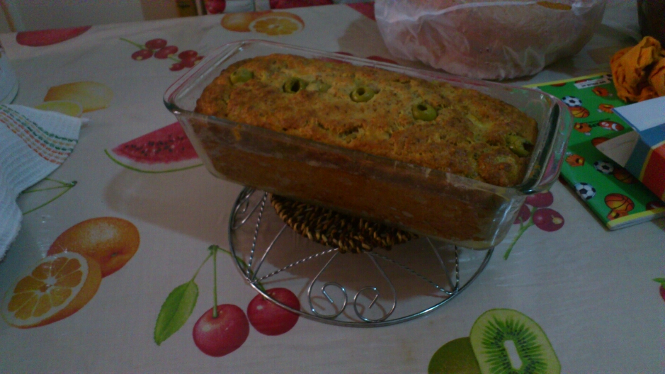 Cake Sal Ef Bf Bd Au Thon Et Olives Cake Sal Ef Bf Bd Au Thon Et Olives