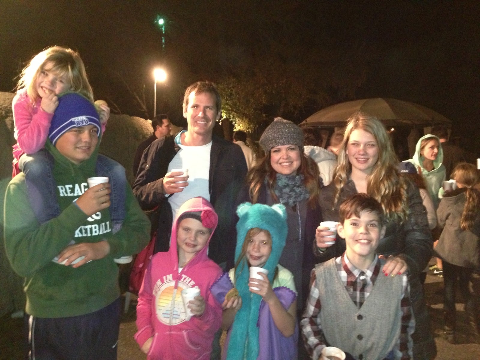 Globetrotting Texans Oh Little town of Bethlehem; Texas Live Nativity