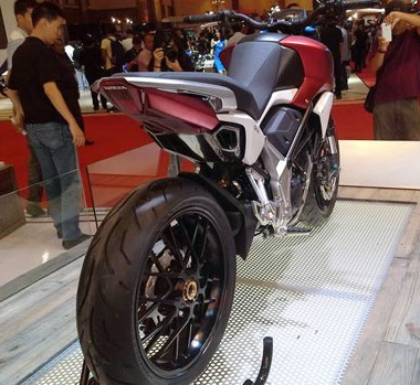 Motor sport terbaru 2015 Motor sport terbaru 2015