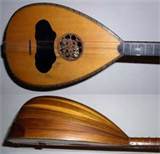 "Die Musik - die Wörter - die uns verbindet": Traditionelle