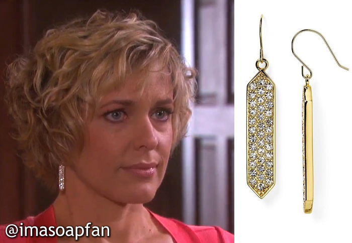 Squawk by nicole walker image