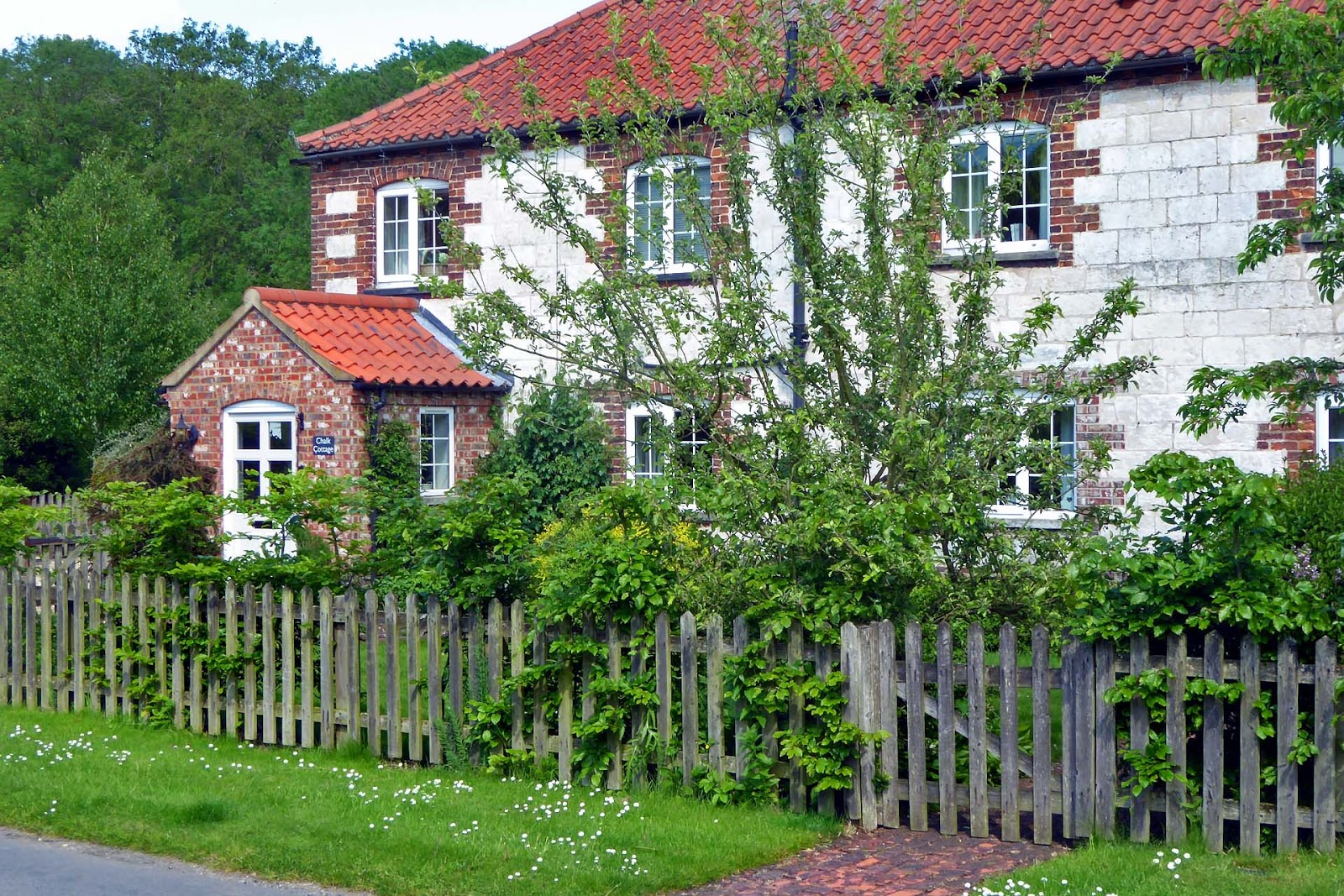 Lincolnshire Cam Wold Newton, (2 of 3).