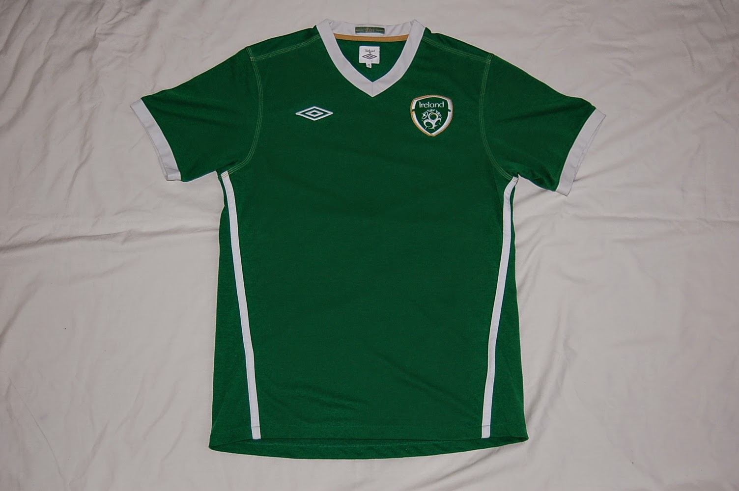 umbro t shirts flipkart