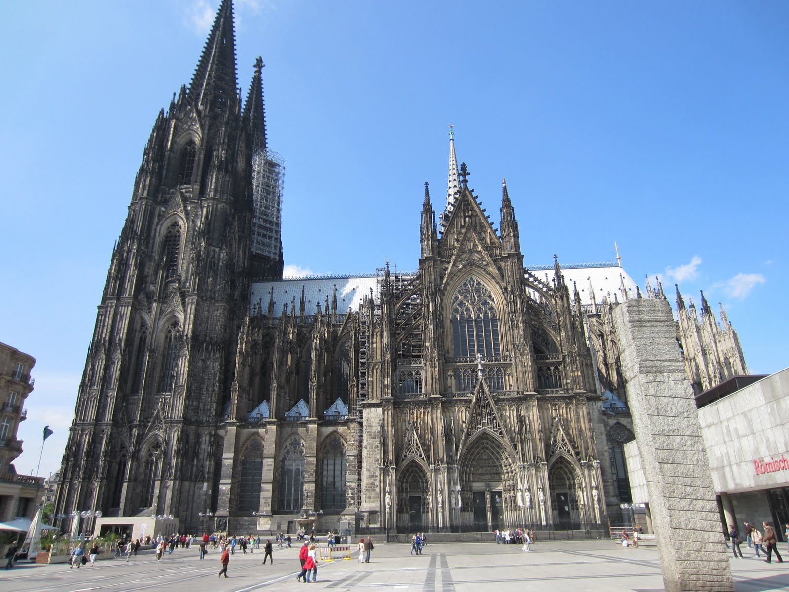 No Surprise Two Out Of Three Koln Fans Buy 3rd Kit Footy